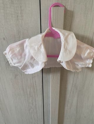 Vestito da cerimonia bianco con fiore