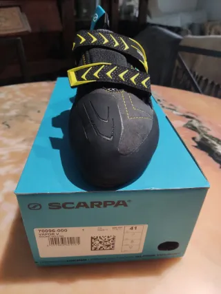 Pies de gato Scarpa Vapor V. Talla 41.