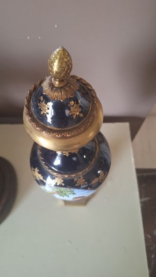 Jarrón de porcelana Sèvres antiguo