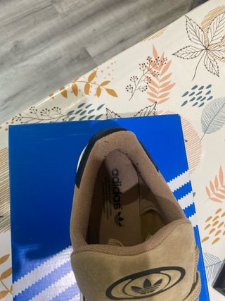 Adidas Campus 00s Marrones y Negras