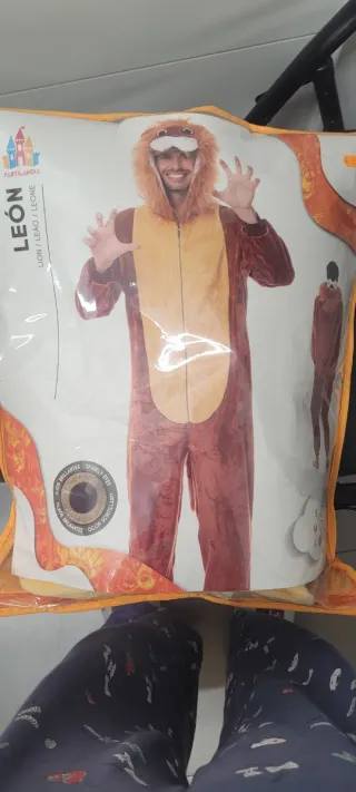 Disfraz León Castillandia Talla L