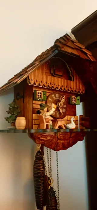 Orologio a cucù in legno