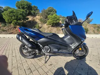 Yamaha T-MAX 530 DX