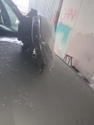 Faros Toyota Yaris 2005-2006 Nuevos (D/I)