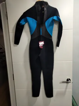 Neopreno largo. Para 12 años. 146 a 158cm