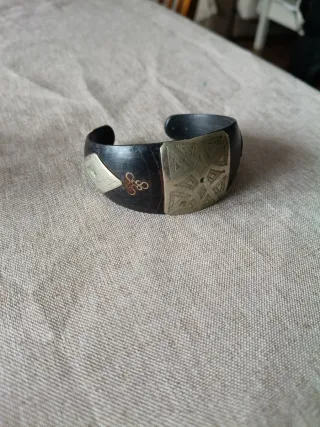 Lote de pulseras y anillos