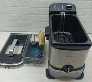 Cecotec Freidora con Depósito CleanFry 3000