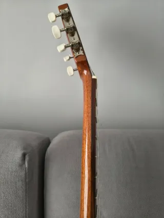 Guitarra Prudencio Sáez modelo 61 "annèes 60".