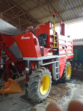 Máquina vendimiadora Alma Alvane