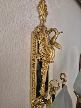 Lámparas de pared dorada con 3 luces