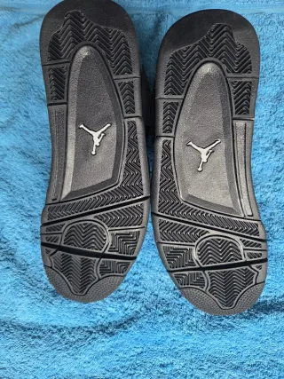 Air Jordan 4 Retro Black Cat