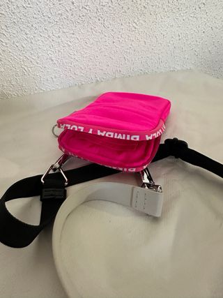 Bolso Bimba y Lola rosa para móvil