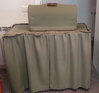 Maquina de coser Singer antigua con funda