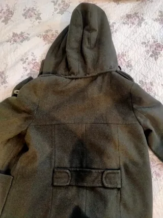 Parka de lana con capucha