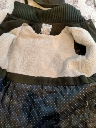 Parka de lana con capucha