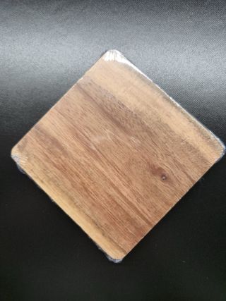 Sottobicchieri Thun in legno con uva