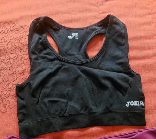 Conjunto Joma running top y shorts