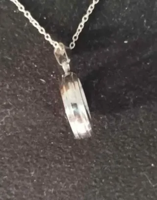 Collar con colgante de búho plateado