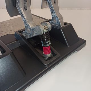 Pedales Thrustmaster T-LCM Load Cell per PC, PS5/PS4, Xbox Series X|S/One e volanti Thrustmaster