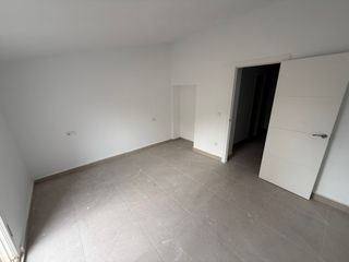 VIVIENDA UNIFAMILIAR. REFORMADA A ESTRENAR PINOSO