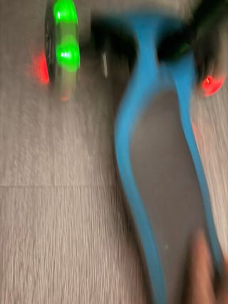 Patinete infantil 3 ruedas con luces