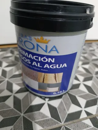 Imprimación Multiusos al Agua Corona