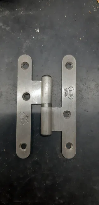 9 Bisagras Inox AMIG Izquierda 10cm