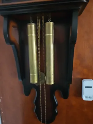 Reloj de pared antiguo madera y metal