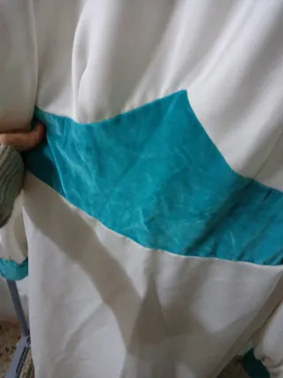 Vestido largo blanco con banda turquesa Talla M