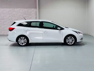 Kia cee'd 1.6 CRDi VGT 128CV Drive