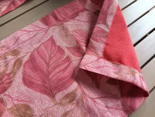 Conjunto 4 manteles individuales + cesta del pan