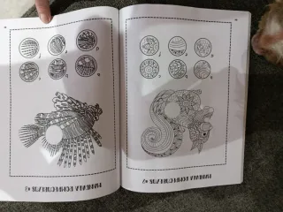 Libro de actividades para adolescentes: 180 Eni...