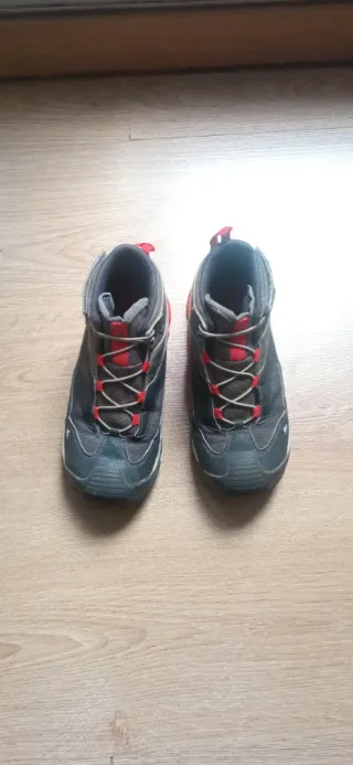 Botas montaña trekking niños talla 32