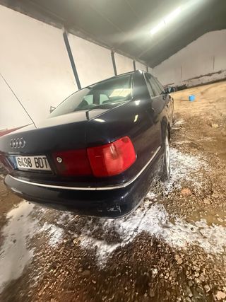 Audi A8 2002