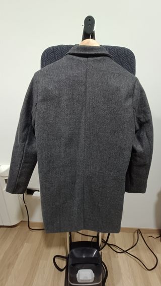 Abrigo gris oscuro, talla M pequeña