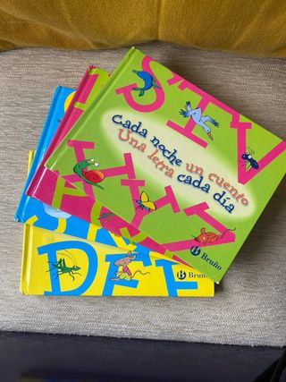 Estuche Cada noche un cuento, una letra cada dí...