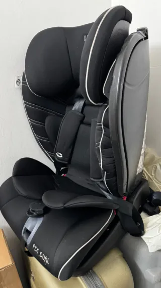 Silla de auto para coche.  Isofix