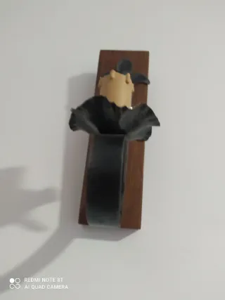 Portavelas de forja y madera