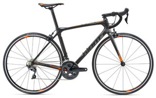 Bicicleta Carretera Giant Negra y Naranja
