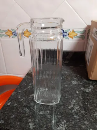 Jarra de cristal alta