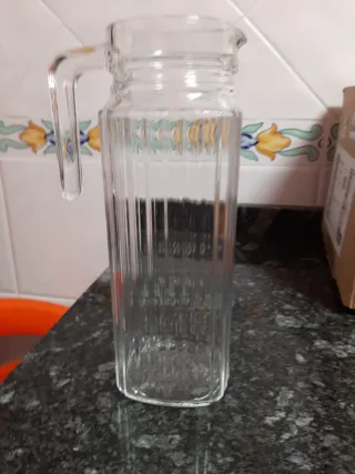 Jarra de cristal alta