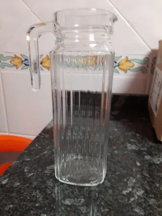 Jarra de cristal alta