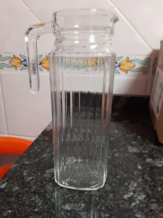 Jarra de cristal alta
