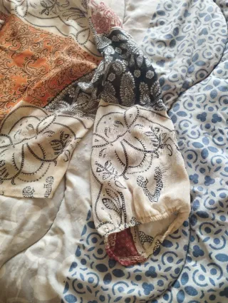 Blusa vaporosa patchwork