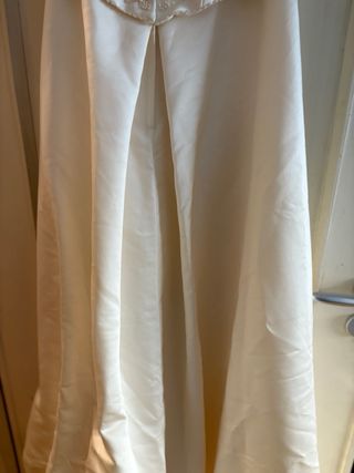 Abito da Sposa con ricami dorati