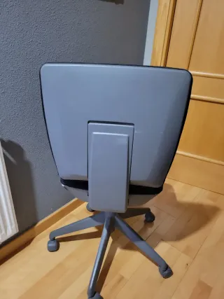 Silla de oficina giratoria