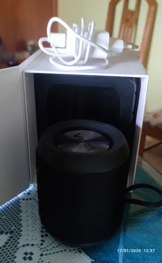 Altavoz Vieta Negro