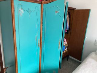 Armario restaurado madera verde