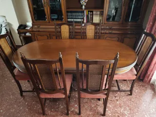 Muebles salón comedor estilo clásico