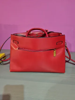 Borsa Prima Donna rossa con manici e tracolla